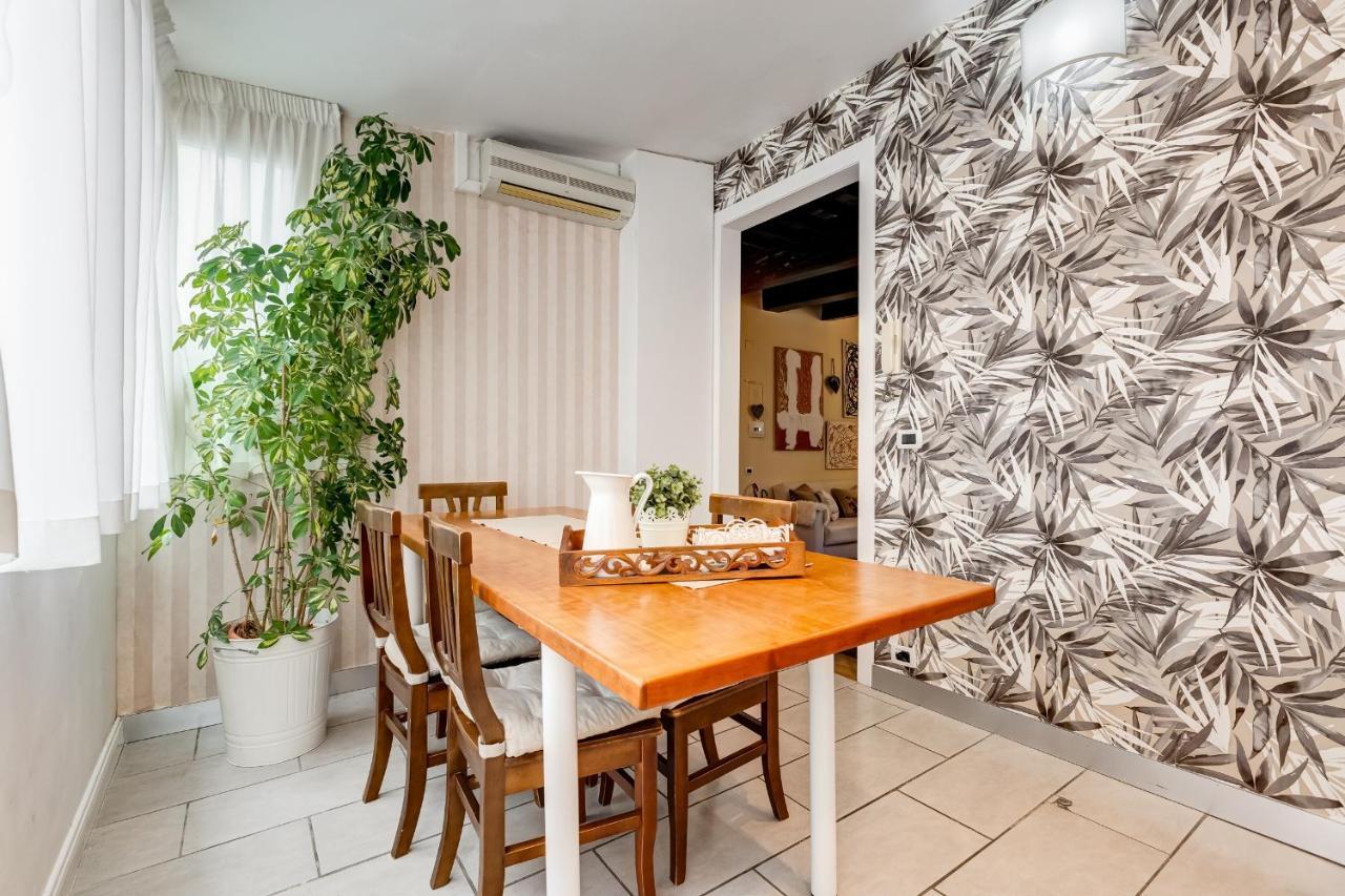Piazza Di Spagna Fantastic Apartment Rome Exterior photo